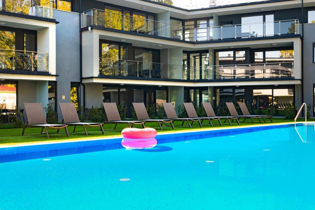 H55 Aparthotel Balatonlelle Exterior photo
